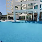 Effect Grand Victoria מלון
