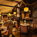 Effect Grand Victoria מלון 4*