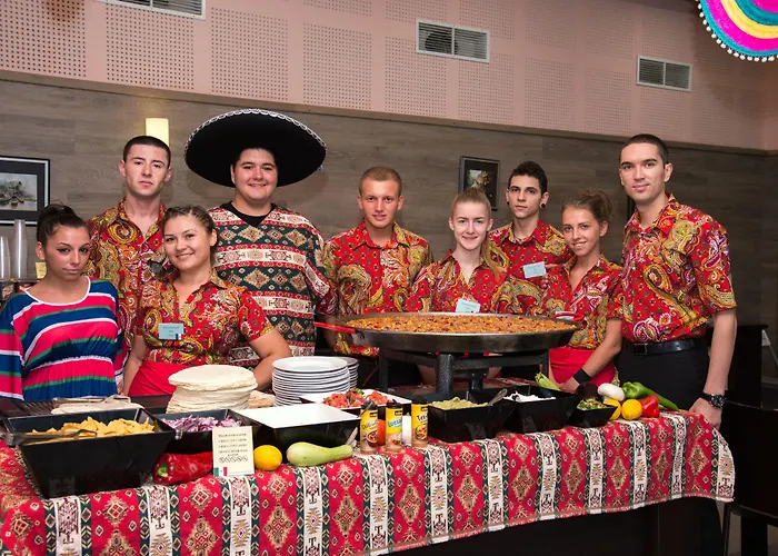 Effect Grand Victoria ホテル 4*