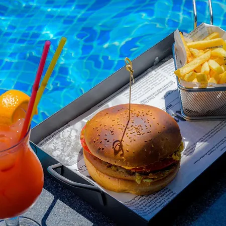 Effect Grand Victoria Hotel 4*