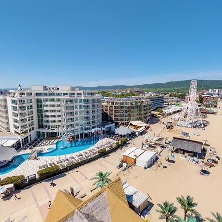 Effect Grand Victoria Hotell 4*