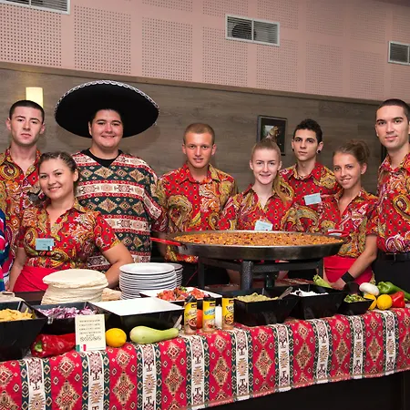 Effect Grand Victoria Hotell 4*