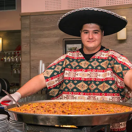 Hotell Effect Grand Victoria 4*