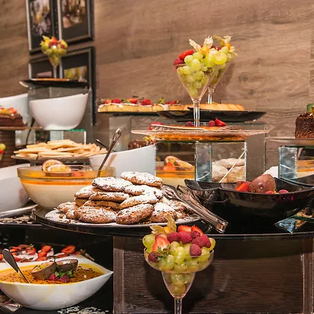 Hotell Effect Grand Victoria 4*