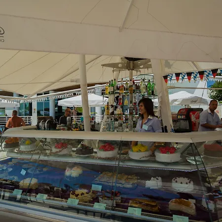 Effect Grand Victoria Hotell 4*