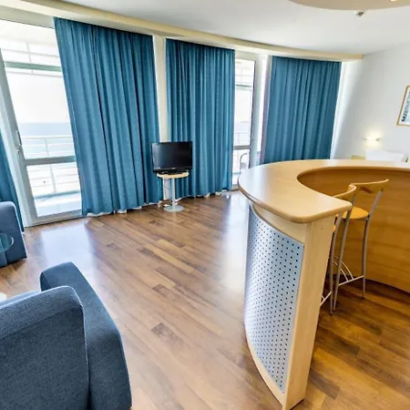 Hotell Effect Grand Victoria