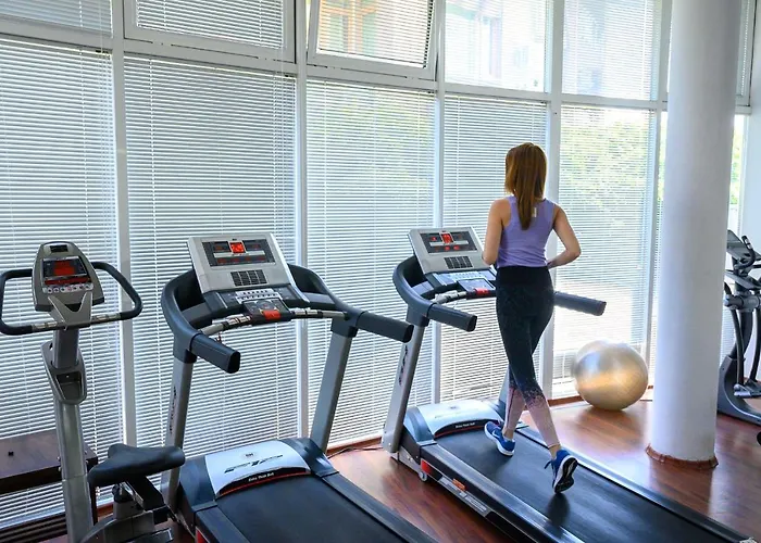 酒店 Effect Grand Victoria 4*