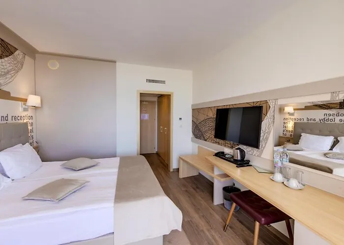 Effect Grand Victoria Słoneczny Brzeg