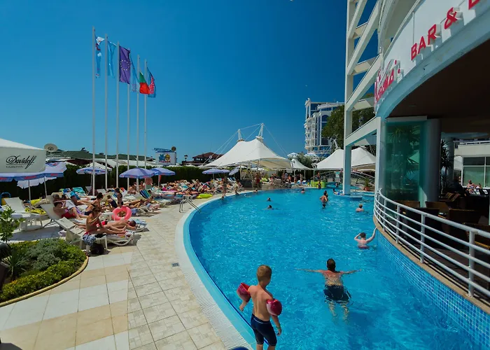 Effect Grand Victoria 阳光海滩