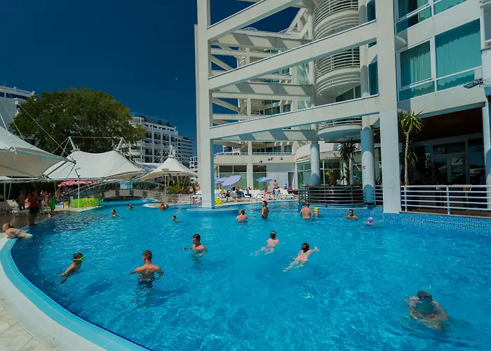 Effect Grand Victoria 阳光海滩