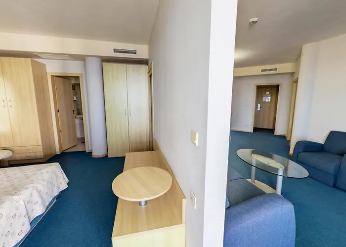 Effect Grand Victoria 阳光海滩